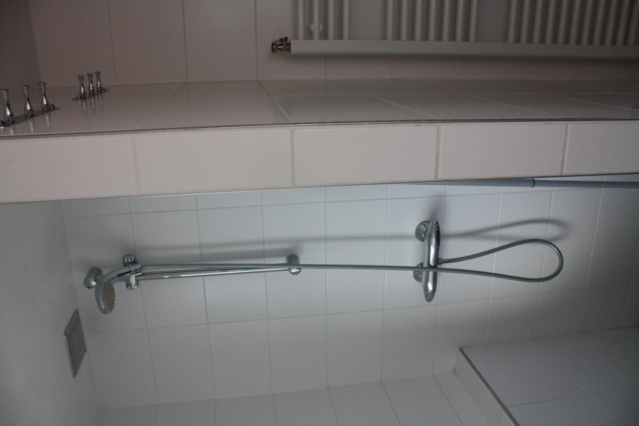 Hotel 'T Meertje Vinkeveen Esterno foto